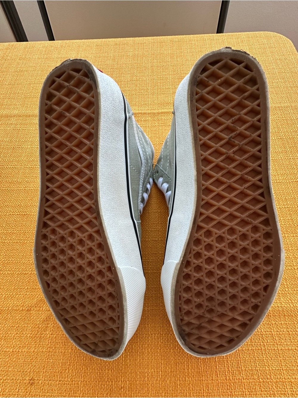 Vans Off the Wall Sage green sneakers with white sole, unisex for both sexes. - Picture 13 of 16